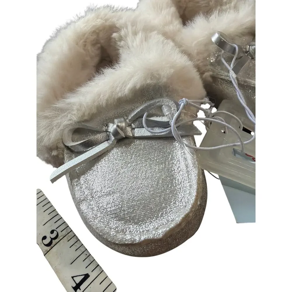 Cat & Jack Girls Silver Medora Slipper shoe size 5 NWT